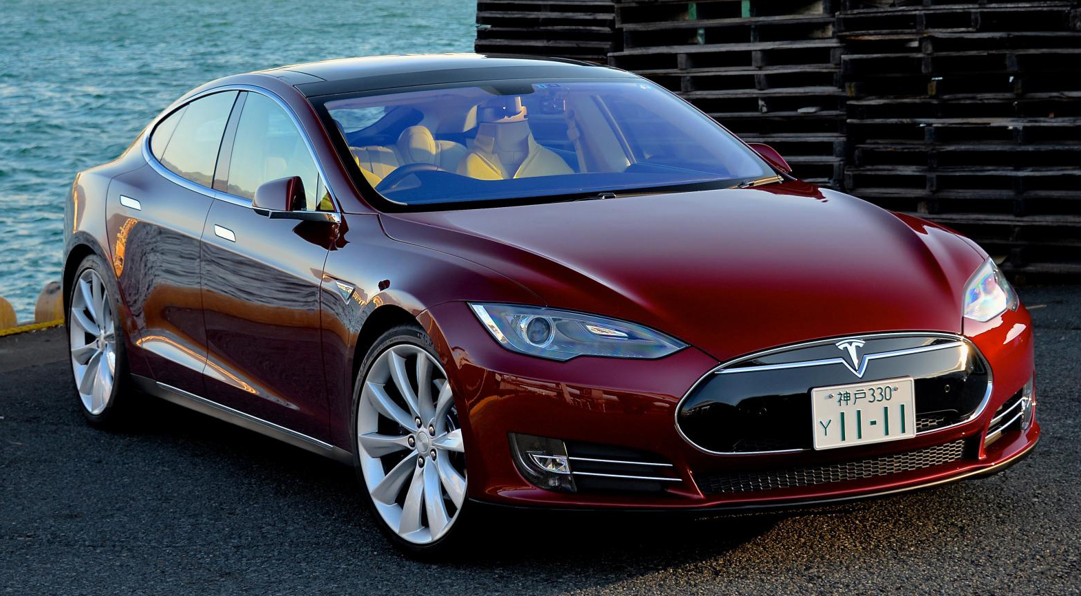 Tesla Model S – bilet do świata samochodów elektrycznych